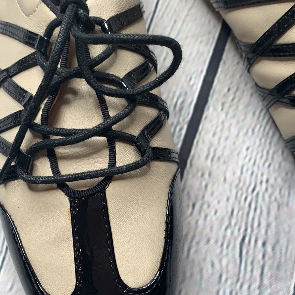 🌸NEW TARYN CANDYCE LACE UP LEATHER SNEAKER - Picture 4 of 11